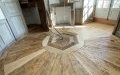 Le salon de la duchesse : restauration du parquet après passage des réseaux