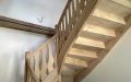 L'escalier est entrain d'être posé